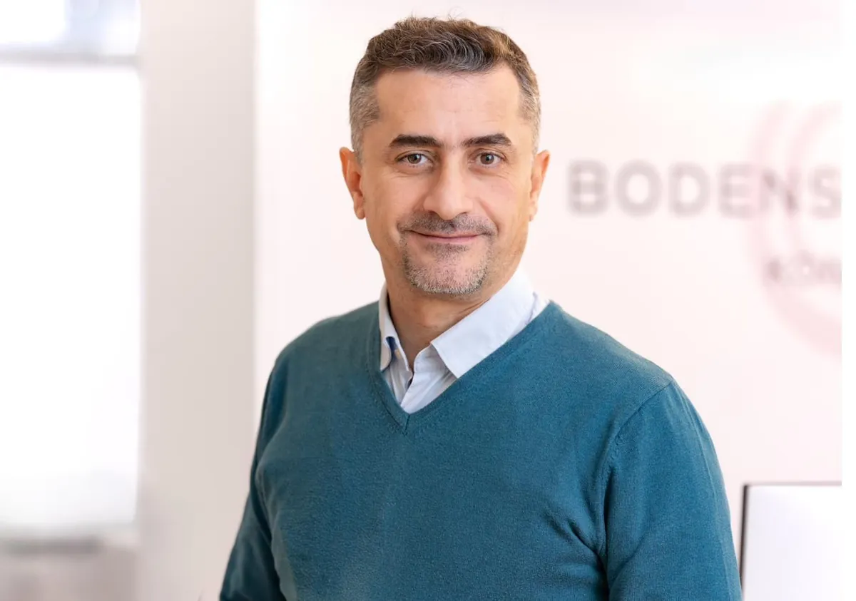 Nadim Mounajed, Fachzahnarzt für Oralchirurgie